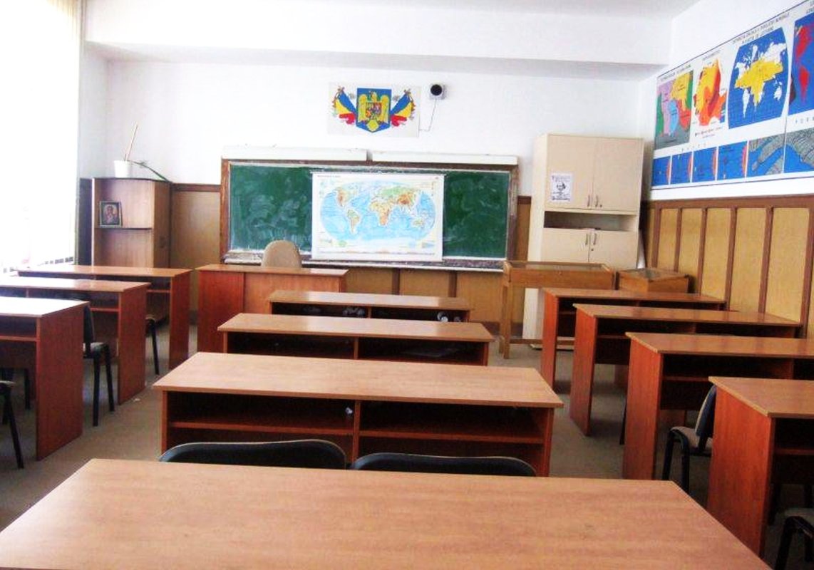 Cu Școala pe mediocritate călcând! 153529