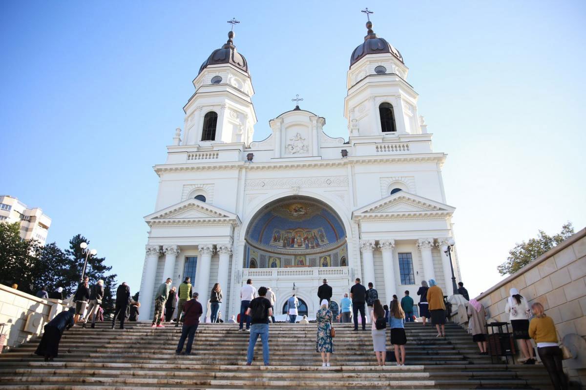 Hirotonie întru preot la Catedrala Mitropolitană din Iaşi 153583