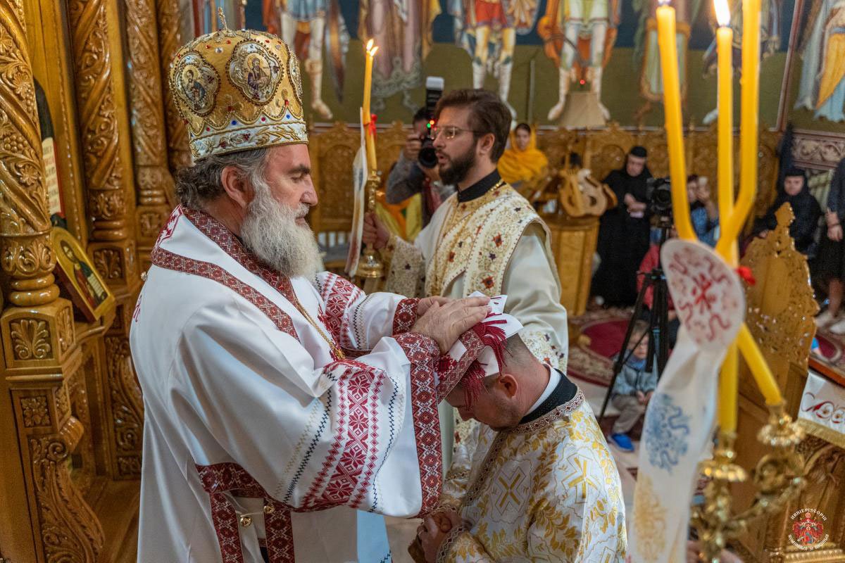 Zece ani de la sfințirea Mănăstirii Tisa Silvestri 153588