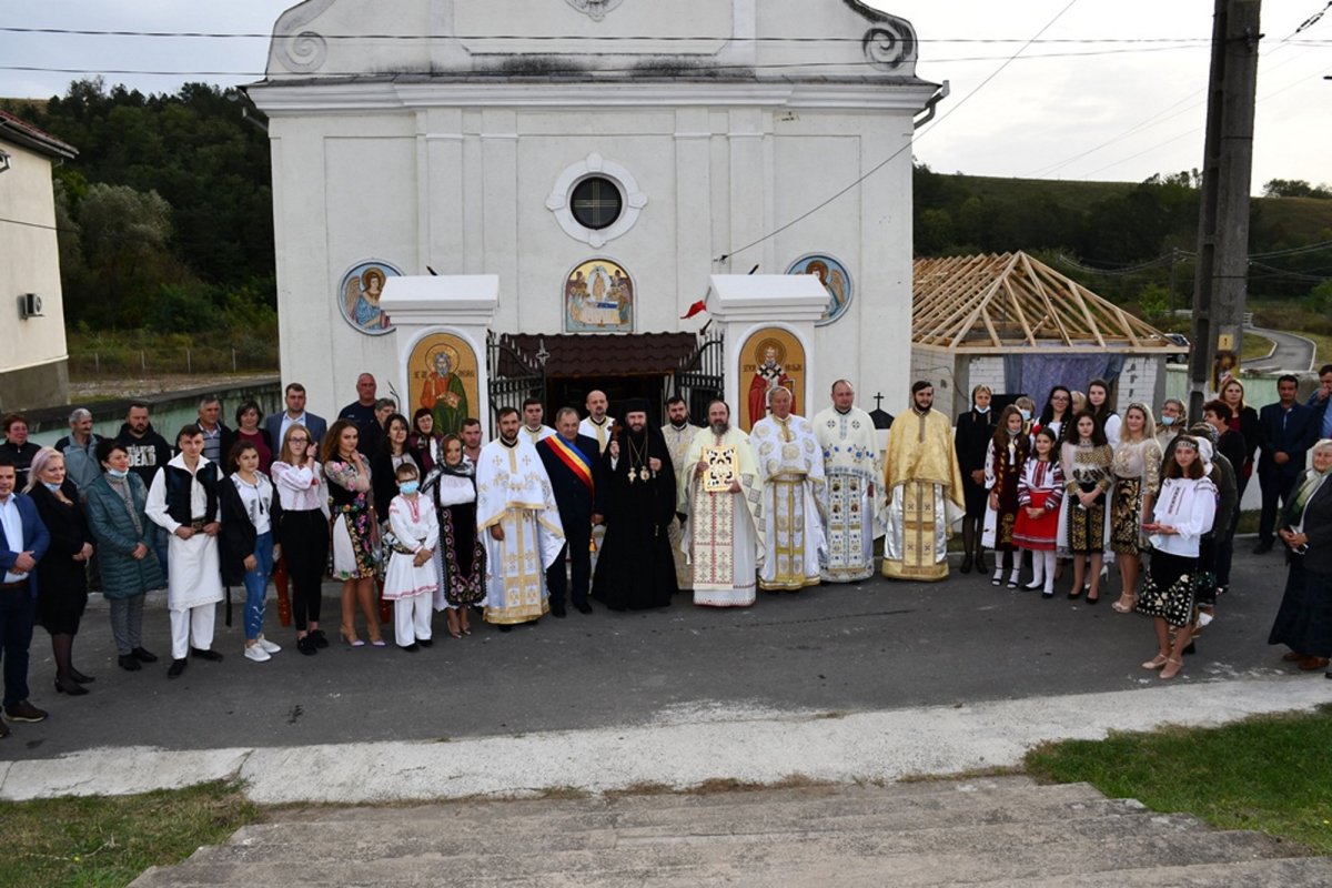 Binecuvântare în Parohia Ezeriș, județul Caraș-Severin 154125