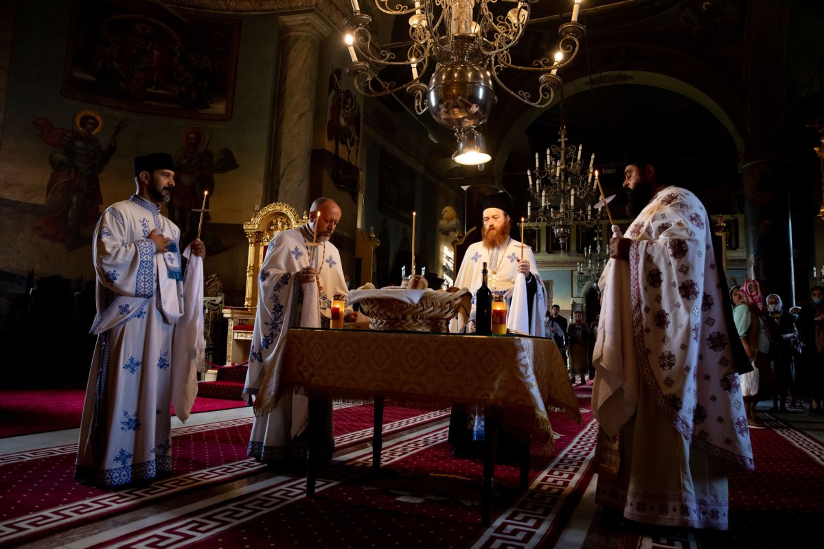 Părintele Dumitru Stăniloae, pomenit la 27 de ani de la trecerea la Domnul 154178