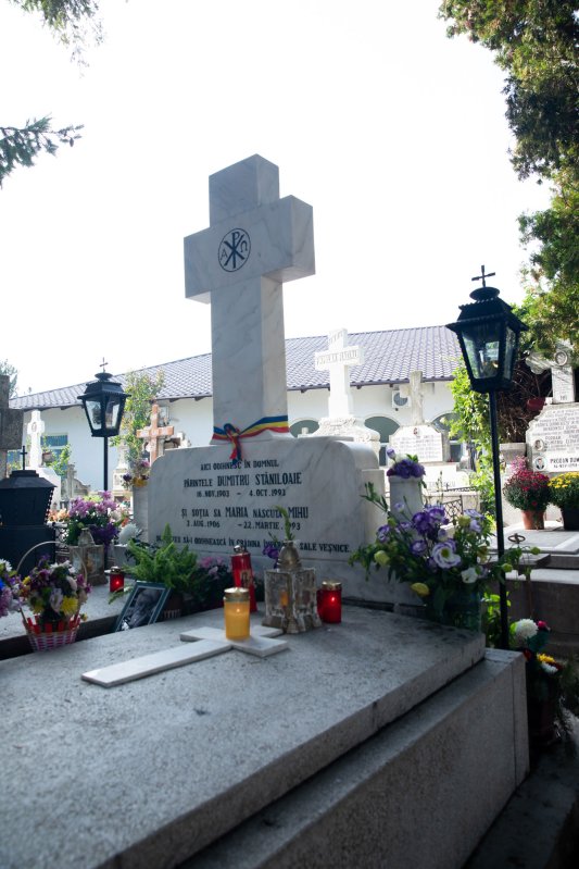 Părintele Dumitru Stăniloae, pomenit la 27 de ani de la trecerea la Domnul 154186