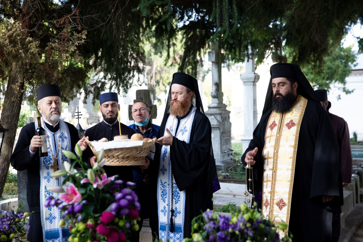 Părintele Dumitru Stăniloae, pomenit la 27 de ani de la trecerea la Domnul 154192