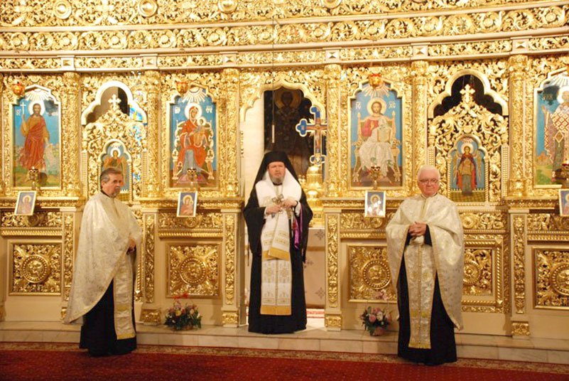 Zece ani de filantropie la Parohia Vii din Oradea 154301