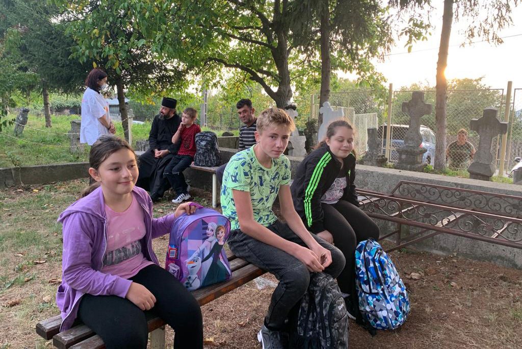 Daruri pentru elevi nevoiași din Prahova de Ziua Educației 154609