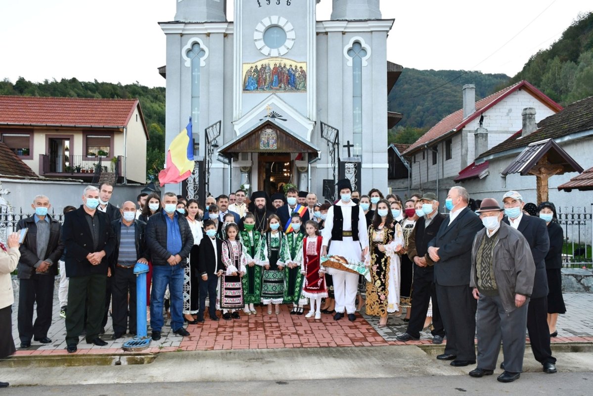 Aniversarea unei icoane istorice a Maicii Domnului din Caraș-Severin 154731