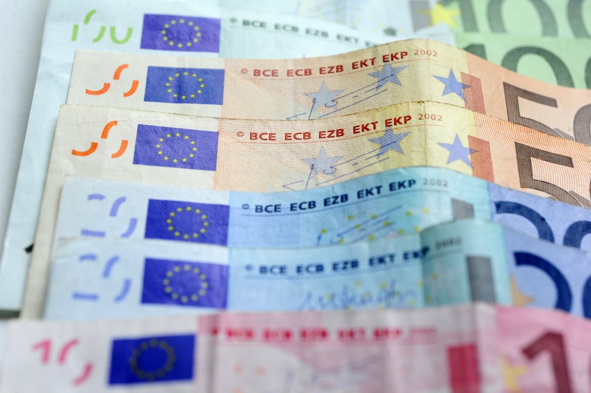 Înscrieri pentru microgranturi 154749