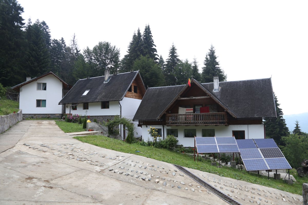 Peștera cuvioşilor din Munții Piatra Craiului 154660