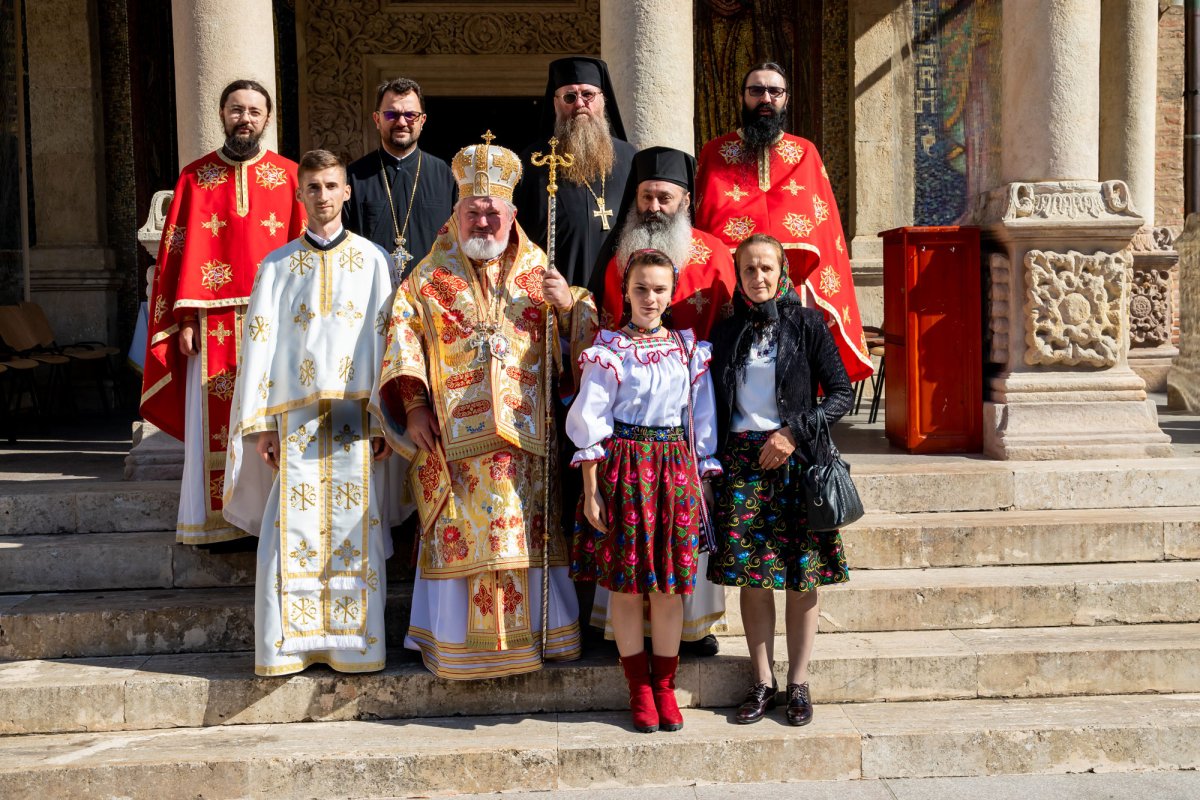 Slujire arhierească la Mănăstirea Antim din Capitală 154676