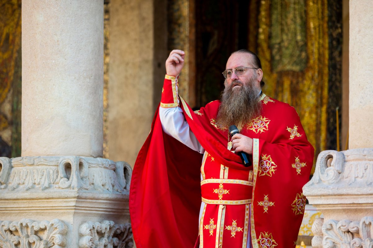 Slujire arhierească la Mănăstirea Antim din Capitală 154679