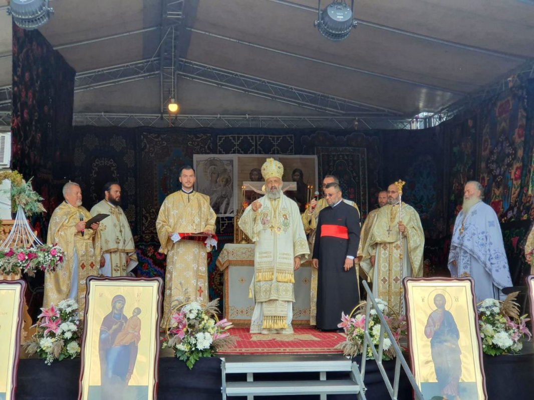 Târnosirea bisericii din Parohia Sighișoara VI 154631