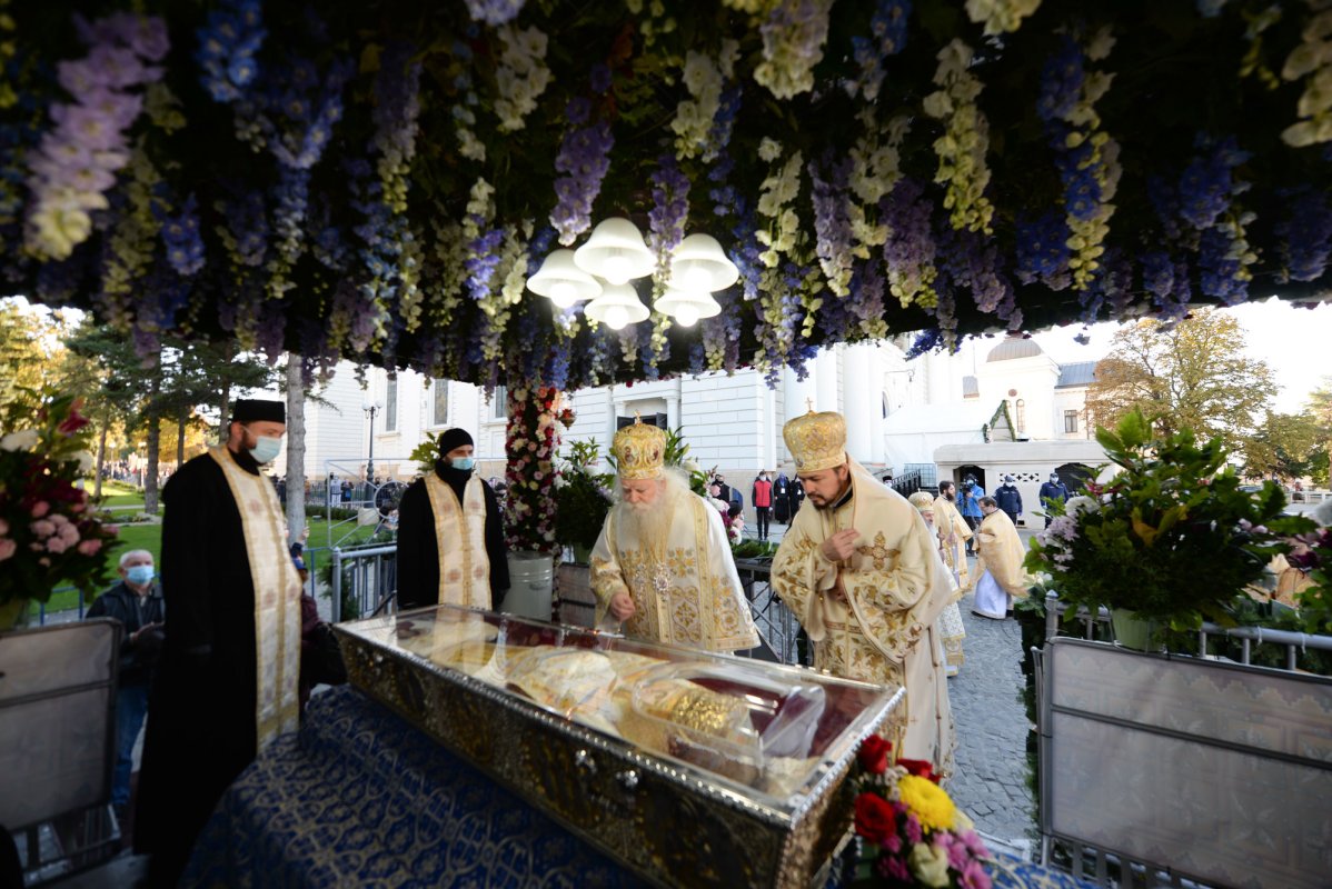 Ocrotitoarea Moldovei şi-a primit închinătorii 154856