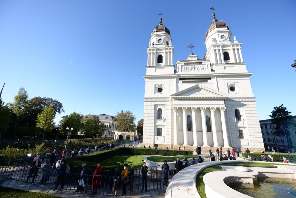 Ocrotitoarea Moldovei şi-a primit închinătorii 154858