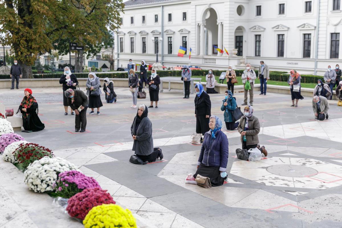 Slujire arhierească la Catedrala Mitropolitană din Iaşi 154799