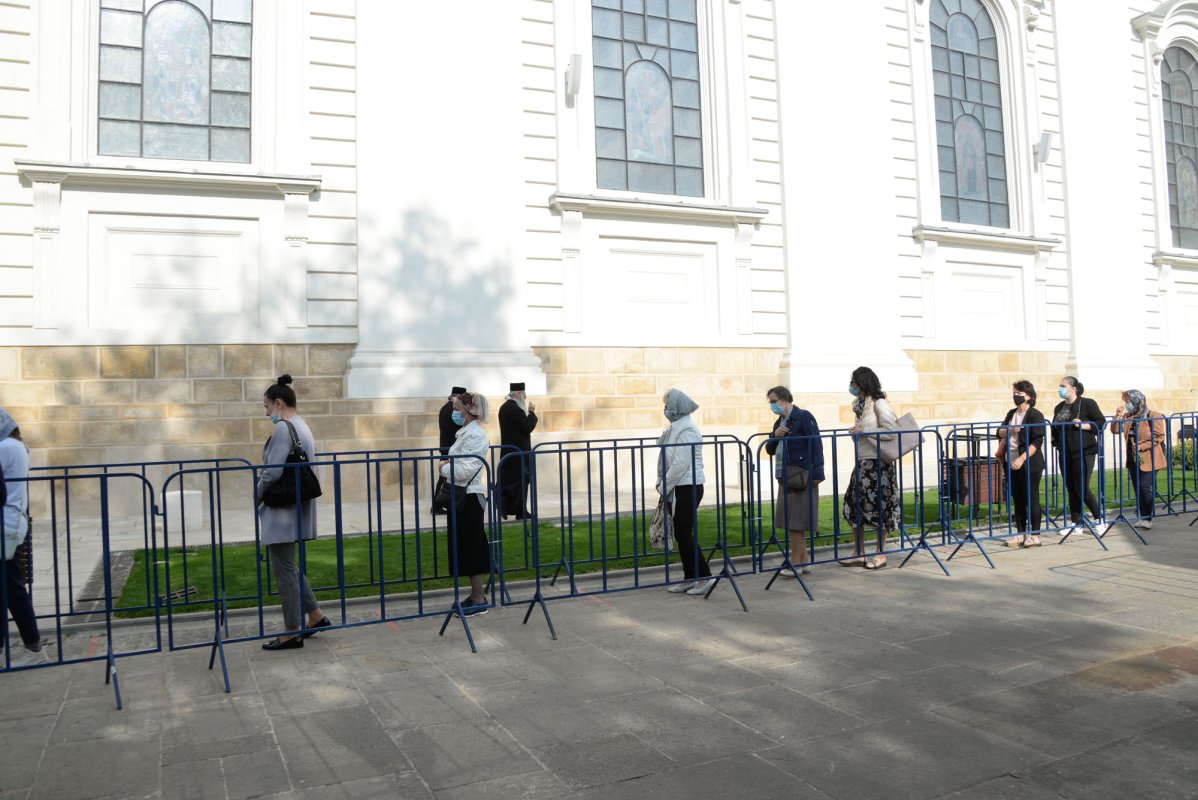 Slujire arhierească la Catedrala Mitropolitană din Iaşi 154802