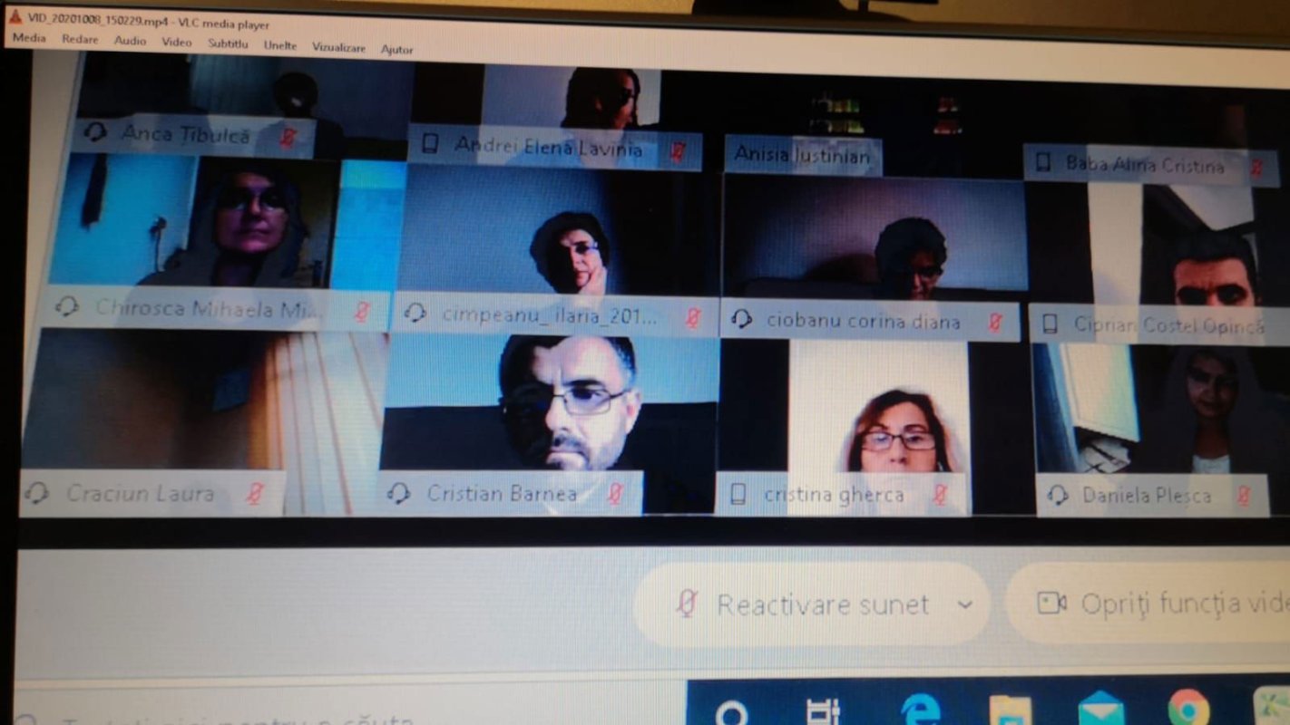 Profesorul de religie, model de conduită pentru elevi 154888