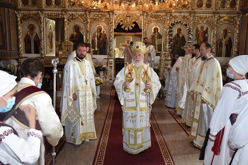 Cinstirea Cuvioasei Parascheva în Mitropolia Munteniei şi Dobrogei 154999