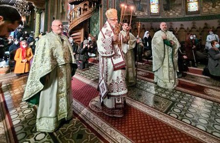 Cinstirea Cuvioasei Parascheva în Mitropolia Munteniei şi Dobrogei 155001