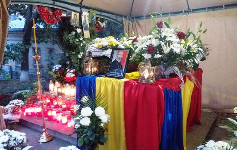 Părintele Constantin Muha, un profesor talentat, un director harnic şi un preot misionar 155111