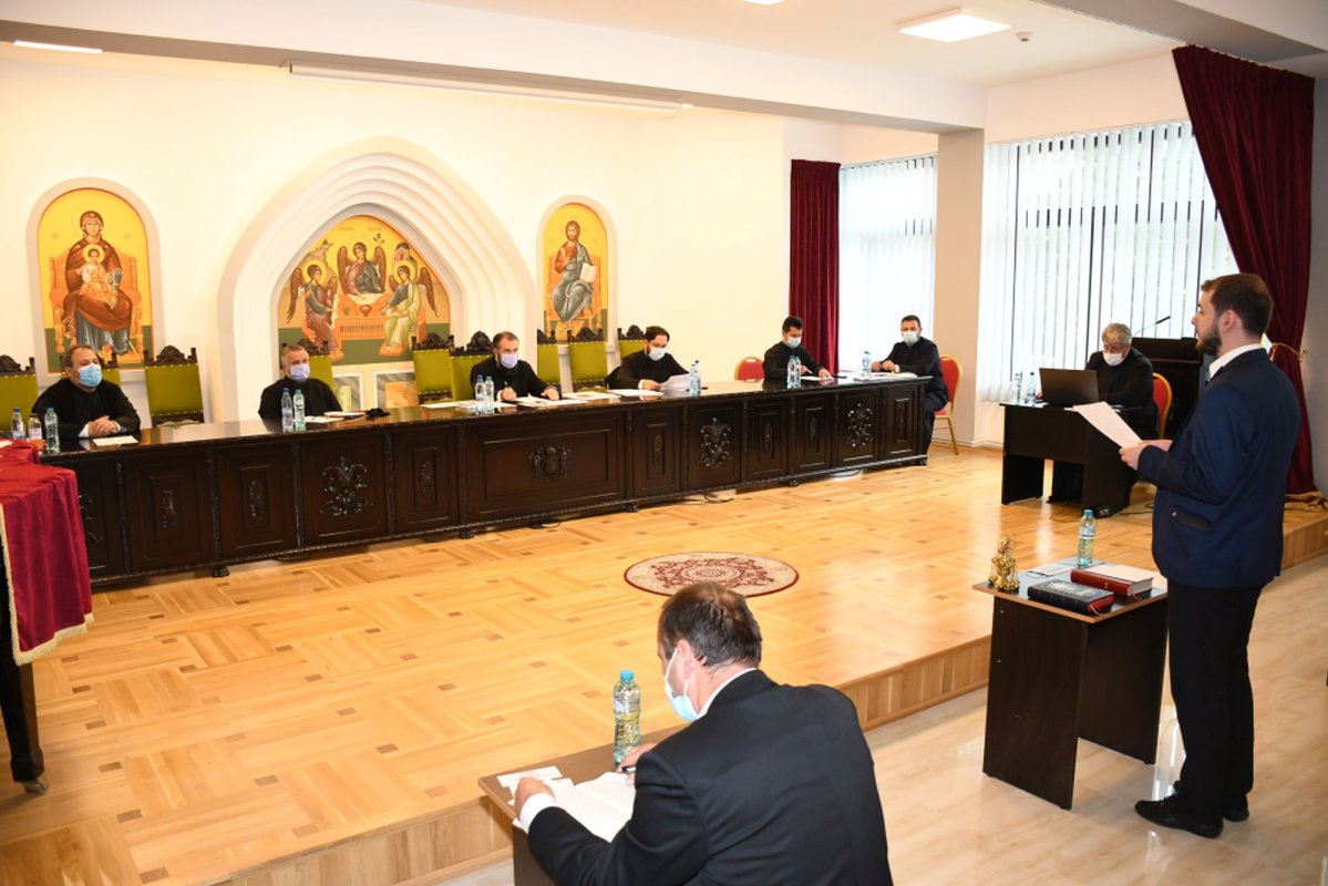 Verificarea cunoștințelor pentru viitorii clerici din Episcopia Caransebeșului 155078