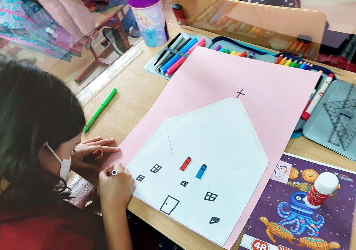 Educația, între comunicare și comuniune 155135