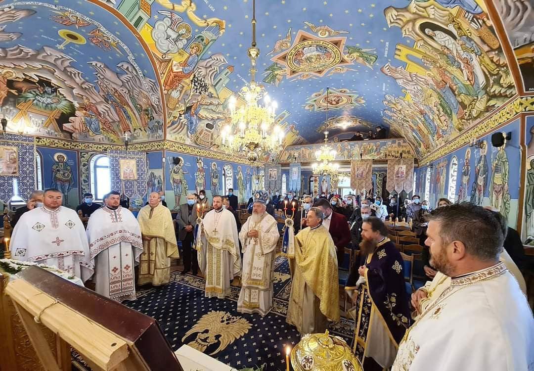 Liturghie şi sfinţire de capelă în Parohia Recea-Cristur 155192