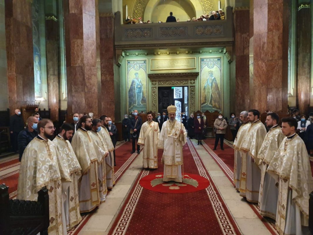 Slujiri arhiereşti în Arhiepiscopia Alba Iuliei 155189