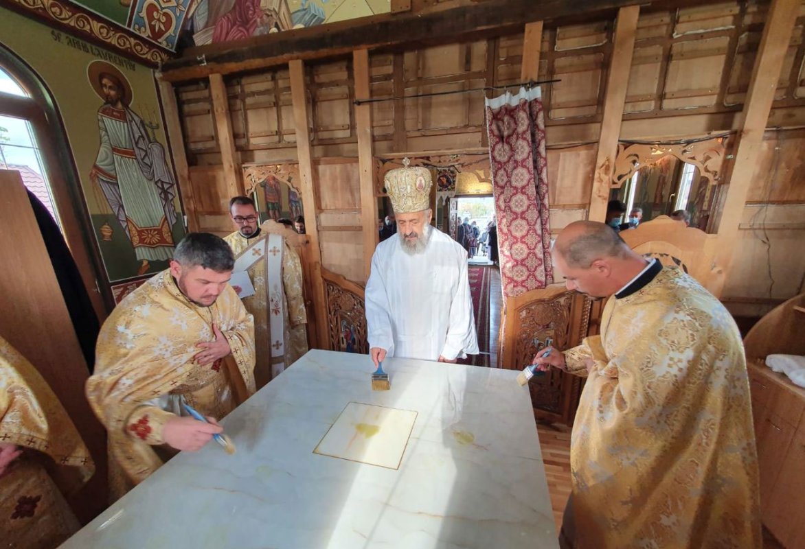 Slujiri arhiereşti în Arhiepiscopia Alba Iuliei 155193