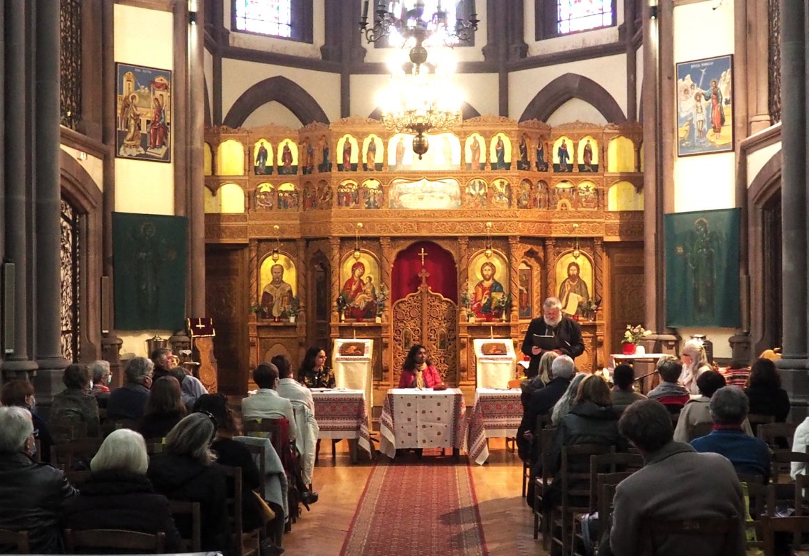 Parohia românească din Strasbourg a participat la Forumul religiilor 155344