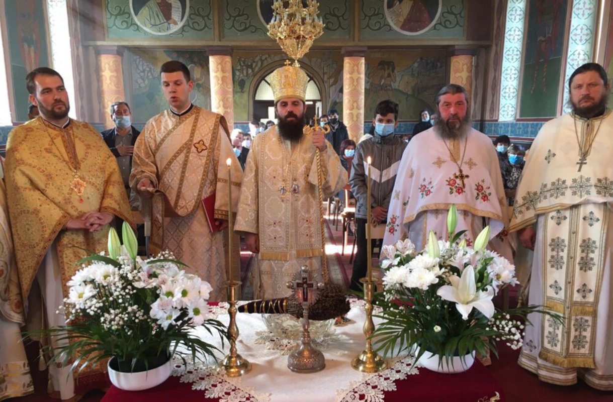 Sfinţirea noului clopot al bisericii  de lemn din Sântejude, Cluj 155554