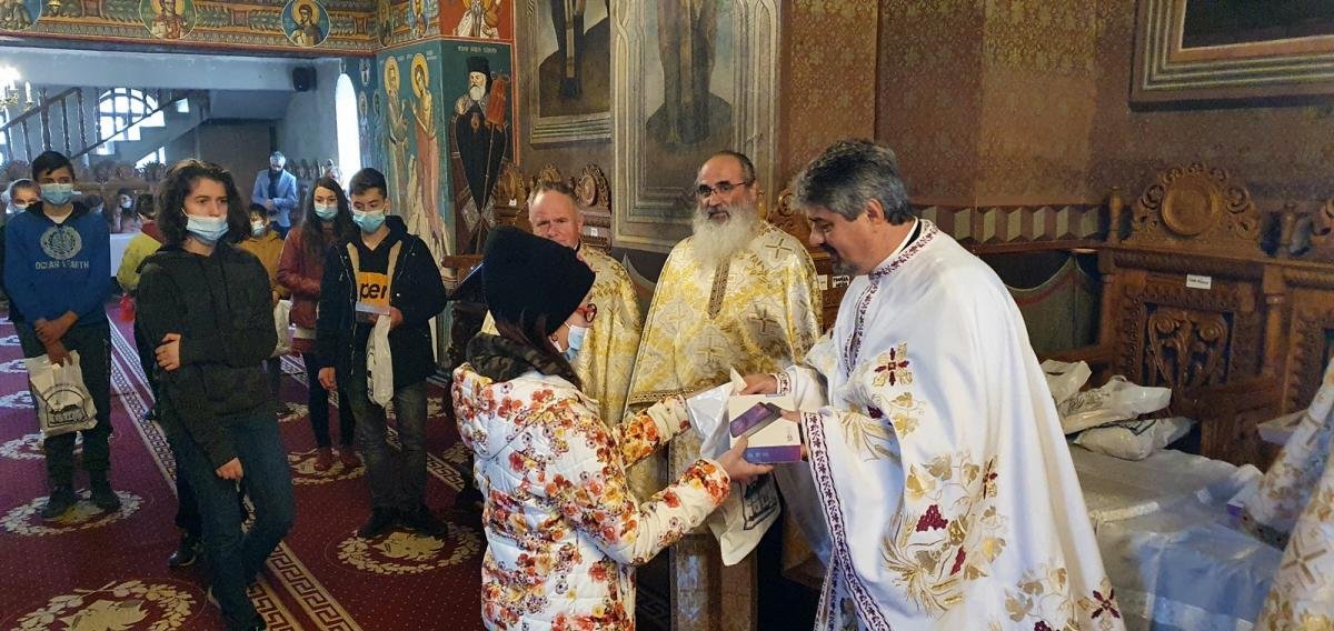 Tablete cu acces la internet oferite de Protopopiatul Moinești 155559