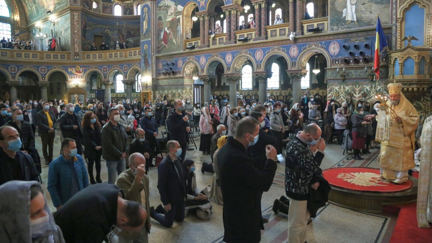 Slujire arhierească la Catedrala Mitropolitană din Sibiu 155756