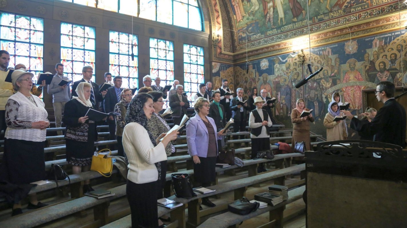 Slujire arhierească la Catedrala Mitropolitană din Sibiu 155758