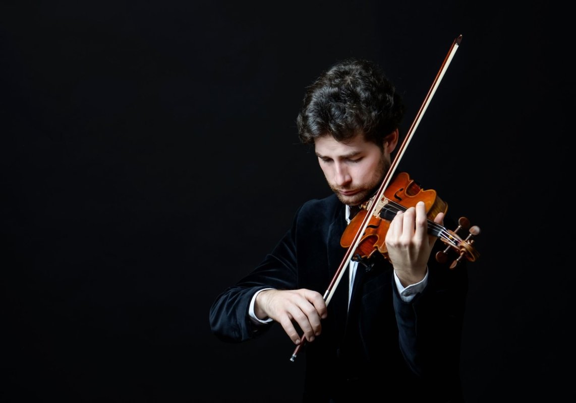 Stagiune on-line la Ateneu  155839