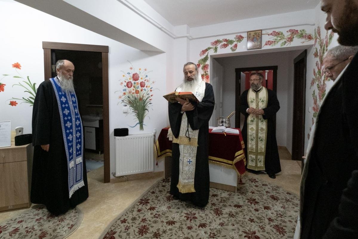 Apartament pentru femeile însărcinate aflate în situaţie de criză din Botoşani 156053