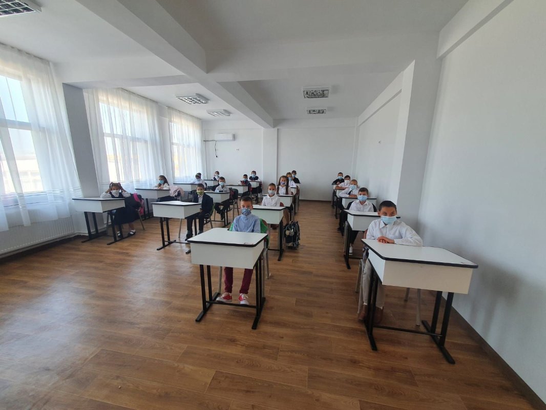 O familie de preot a schimbat faţa comunei în care trăieşte  156095