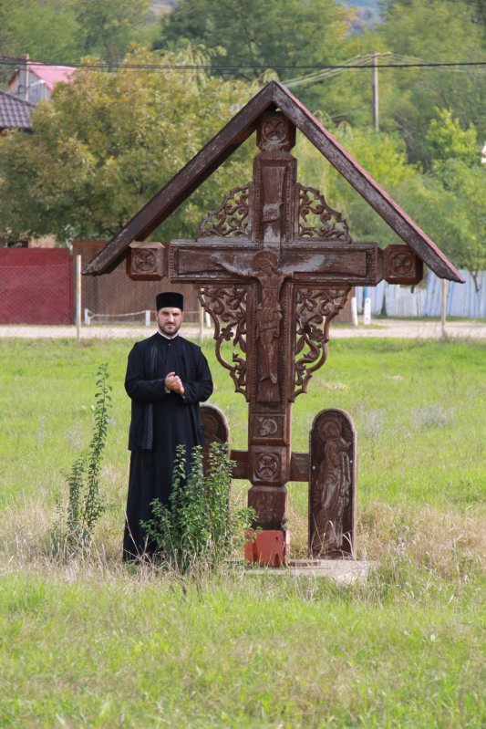 O familie de preot a schimbat faţa comunei în care trăieşte  156101