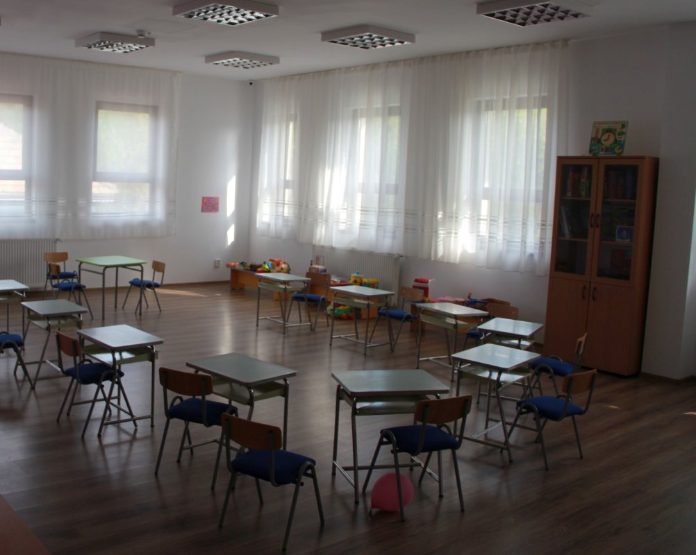 O familie de preot a schimbat faţa comunei în care trăieşte  156105