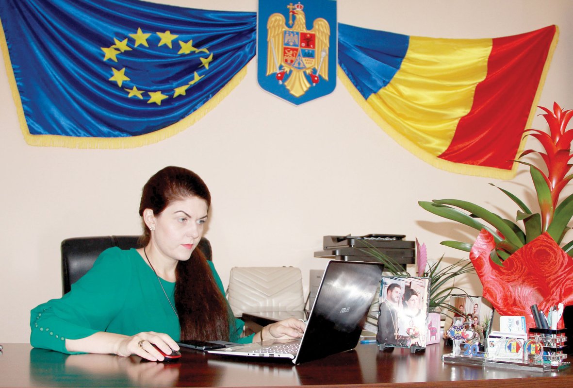 O familie de preot a schimbat faţa comunei în care trăieşte  156110