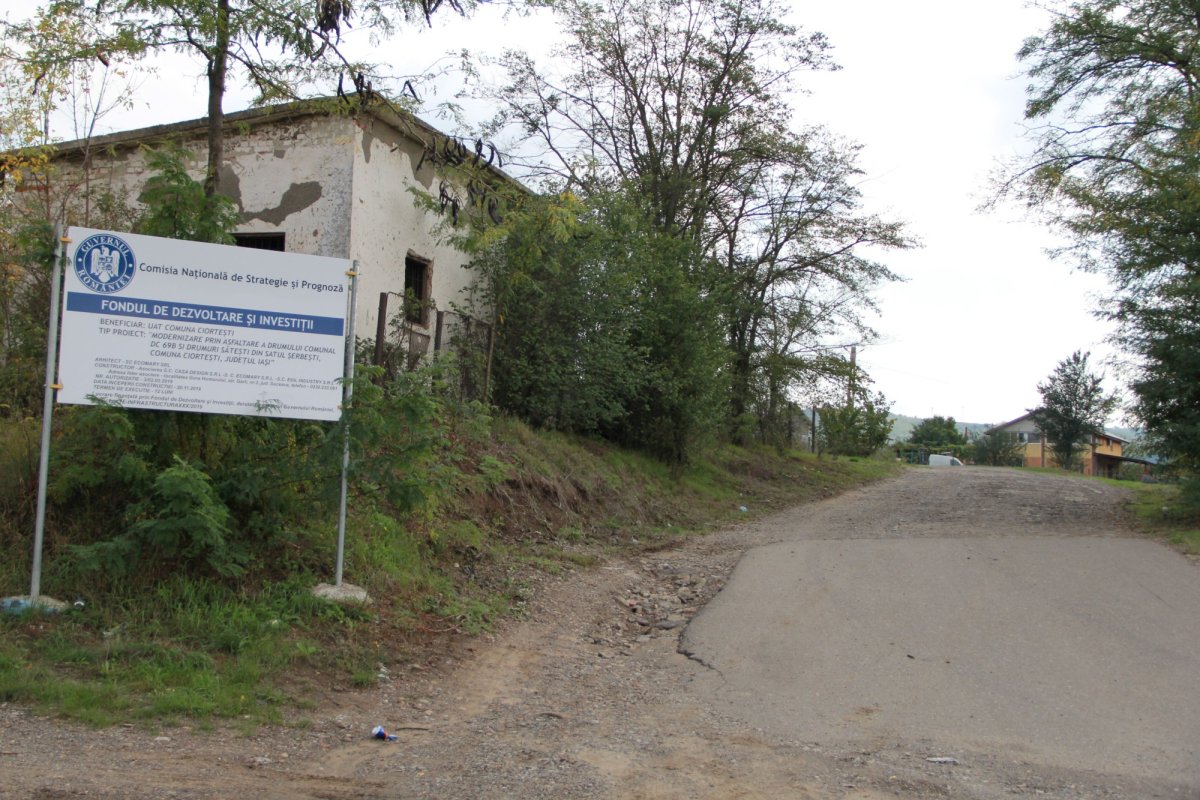 O familie de preot a schimbat faţa comunei în care trăieşte  156112