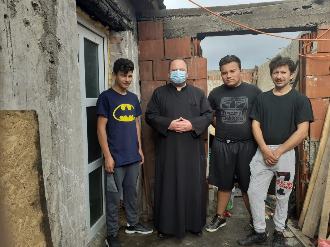 Acțiune filantropică în parohia bihoreană Subpiatră 156210