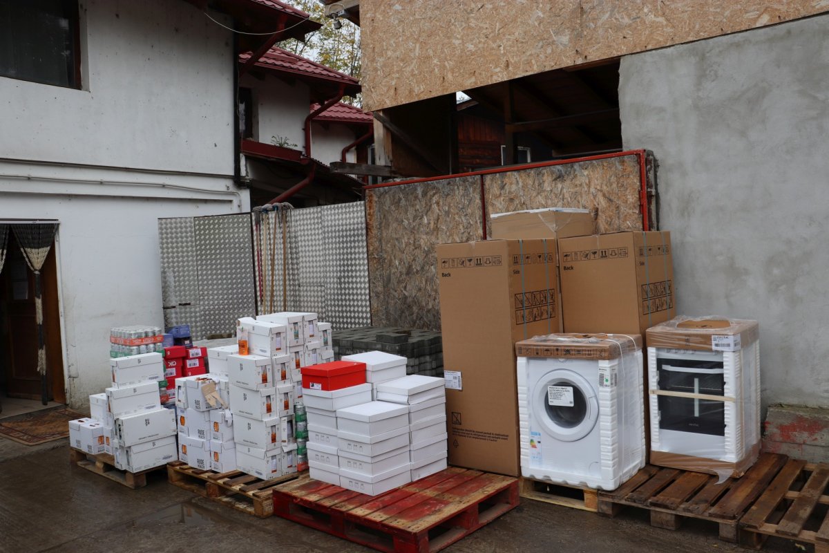 Noi acțiuni ale voluntarilor Paraclisului Catedralei Naționale 156351