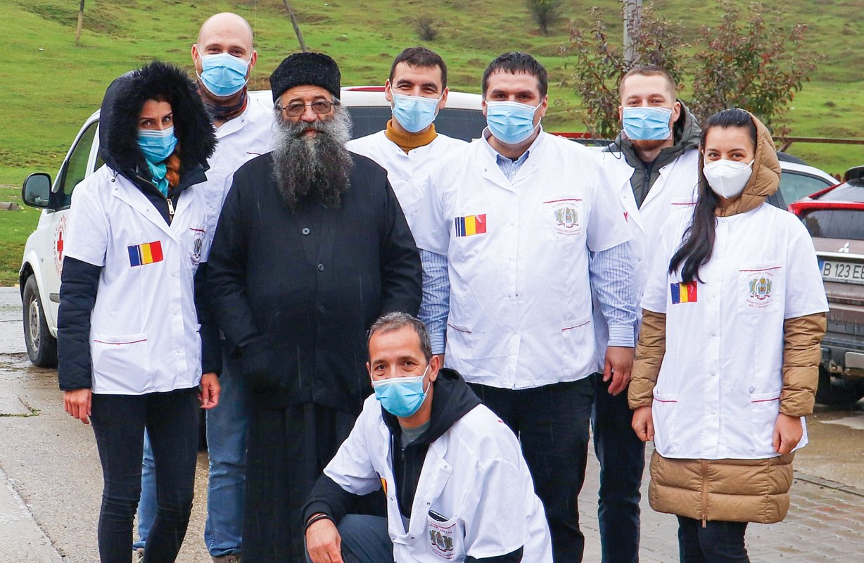 Noi acțiuni ale voluntarilor Paraclisului Catedralei Naționale 156353