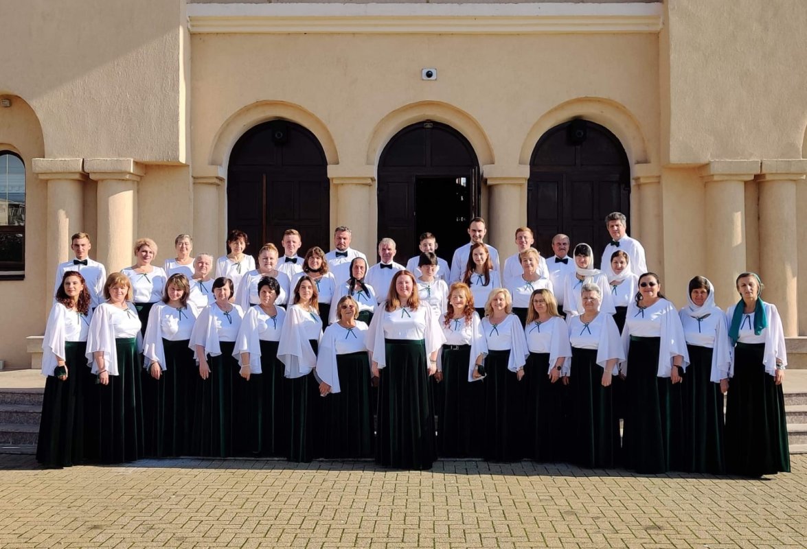 Aniversarea unui cor parohial din Arhiepiscopia Aradului 156478