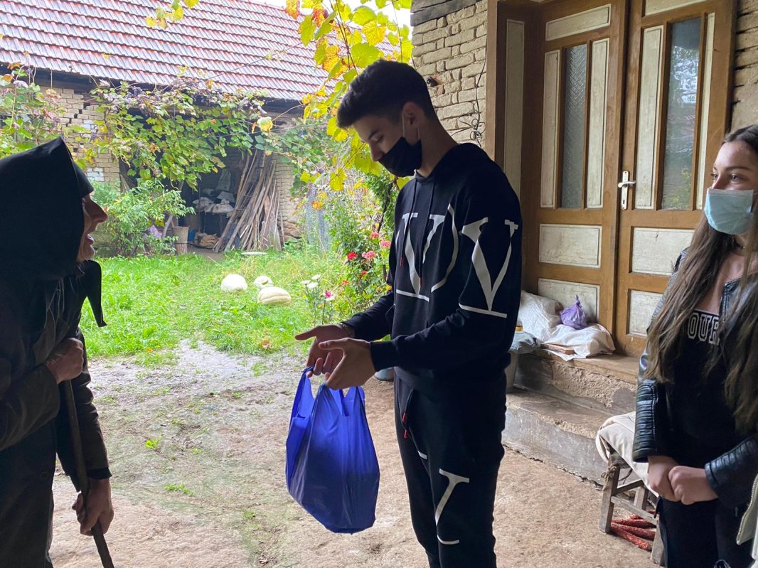 Campania „Mâinile bucuriei” la Parohia Fîrliug, județul Caraș-Severin  156202