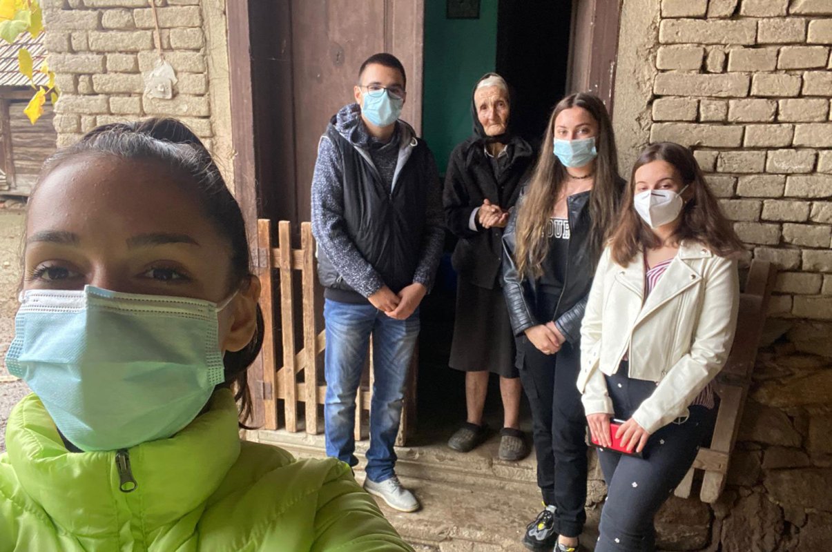 Campania „Mâinile bucuriei” la Parohia Fîrliug, județul Caraș-Severin  156203