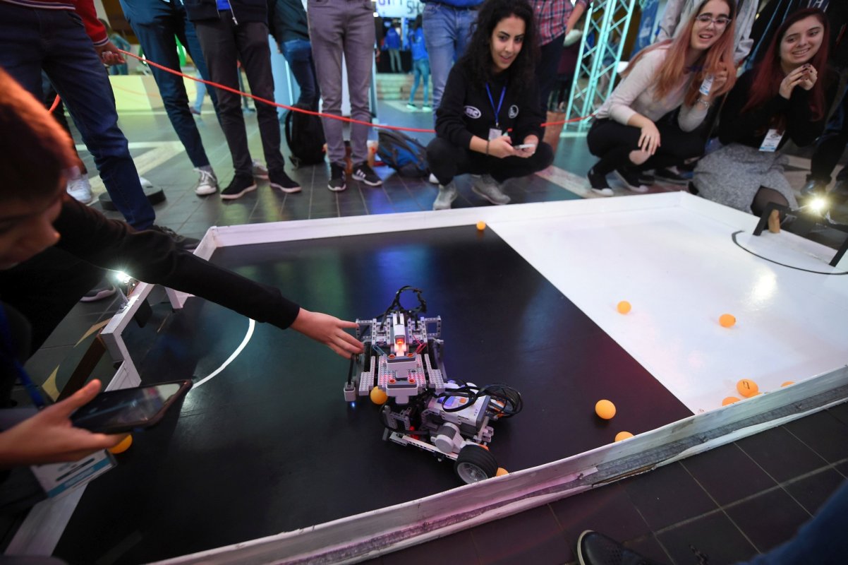 Olimpiadele şi activităţile educative, amânate  156664