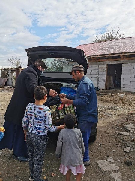 Ajutoare pentru semenii aflați în nevoi din județul Argeș  156678