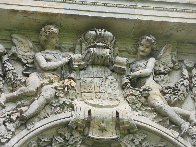 Un palat și un om cât un capitol de istorie a României 156715