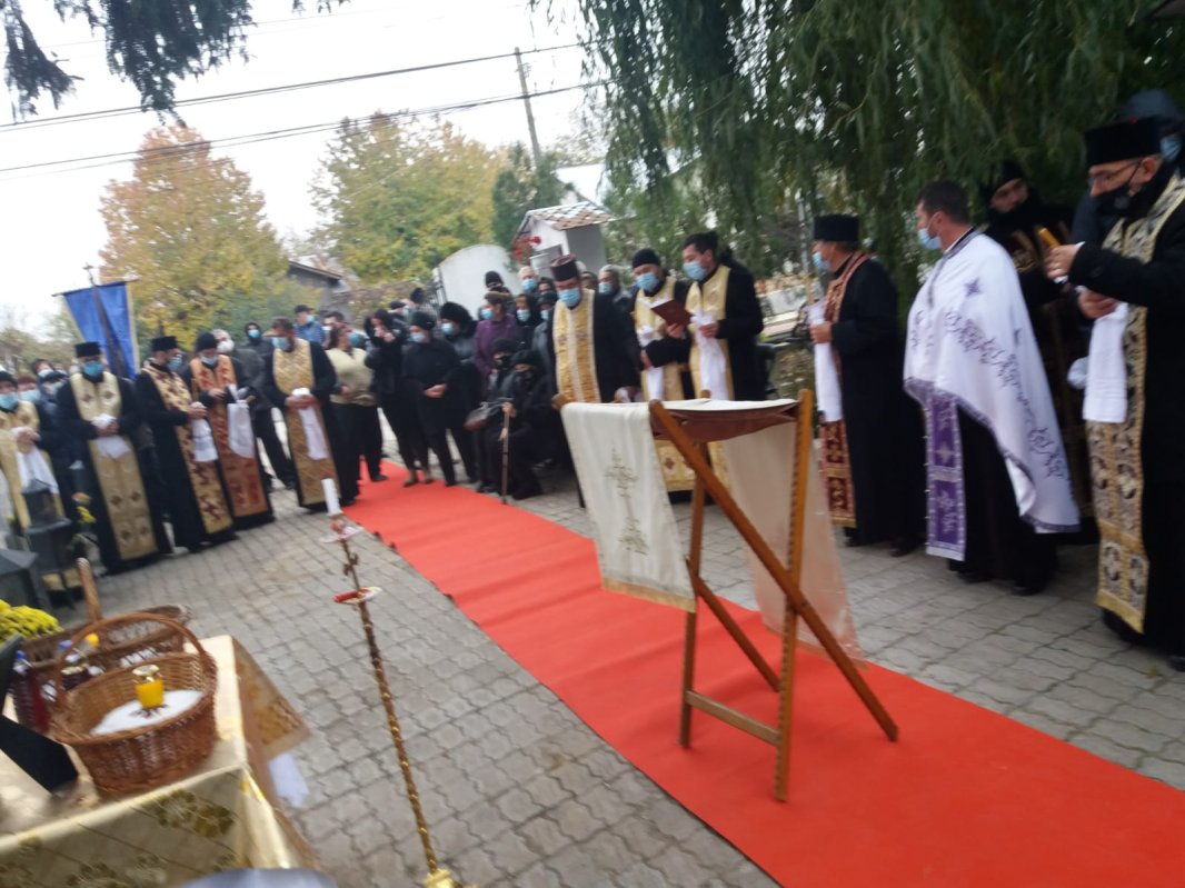 Părintele Nicolae-Valentin Enache (1969 – 2020) - slujitor harnic şi blând 157394